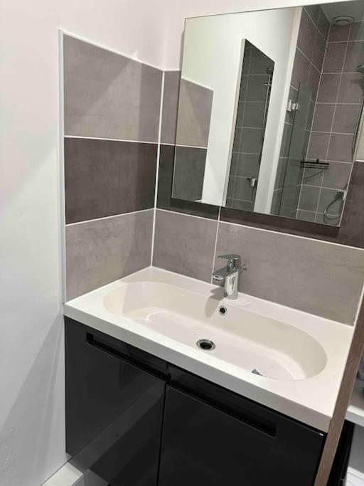 La Casa De Gaelle 2 Apartment Trèbes Екстериор снимка