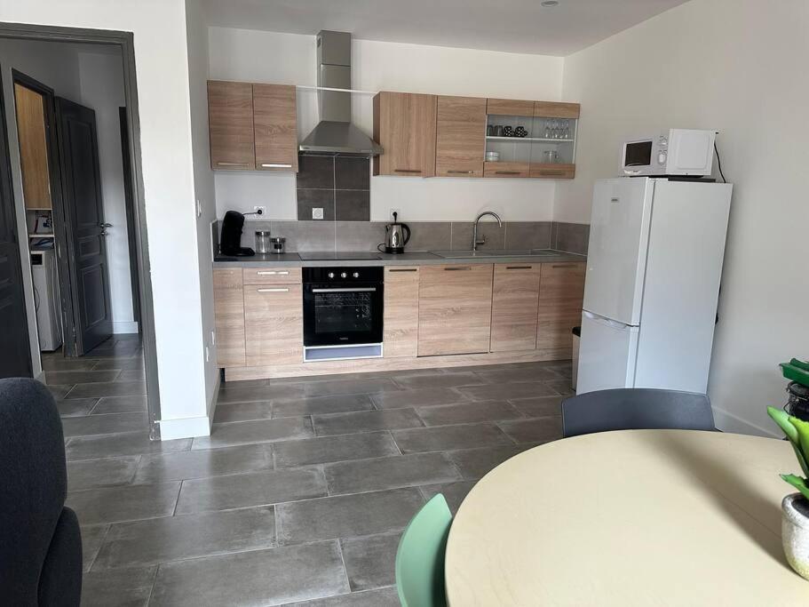 La Casa De Gaelle 2 Apartment Trèbes Екстериор снимка